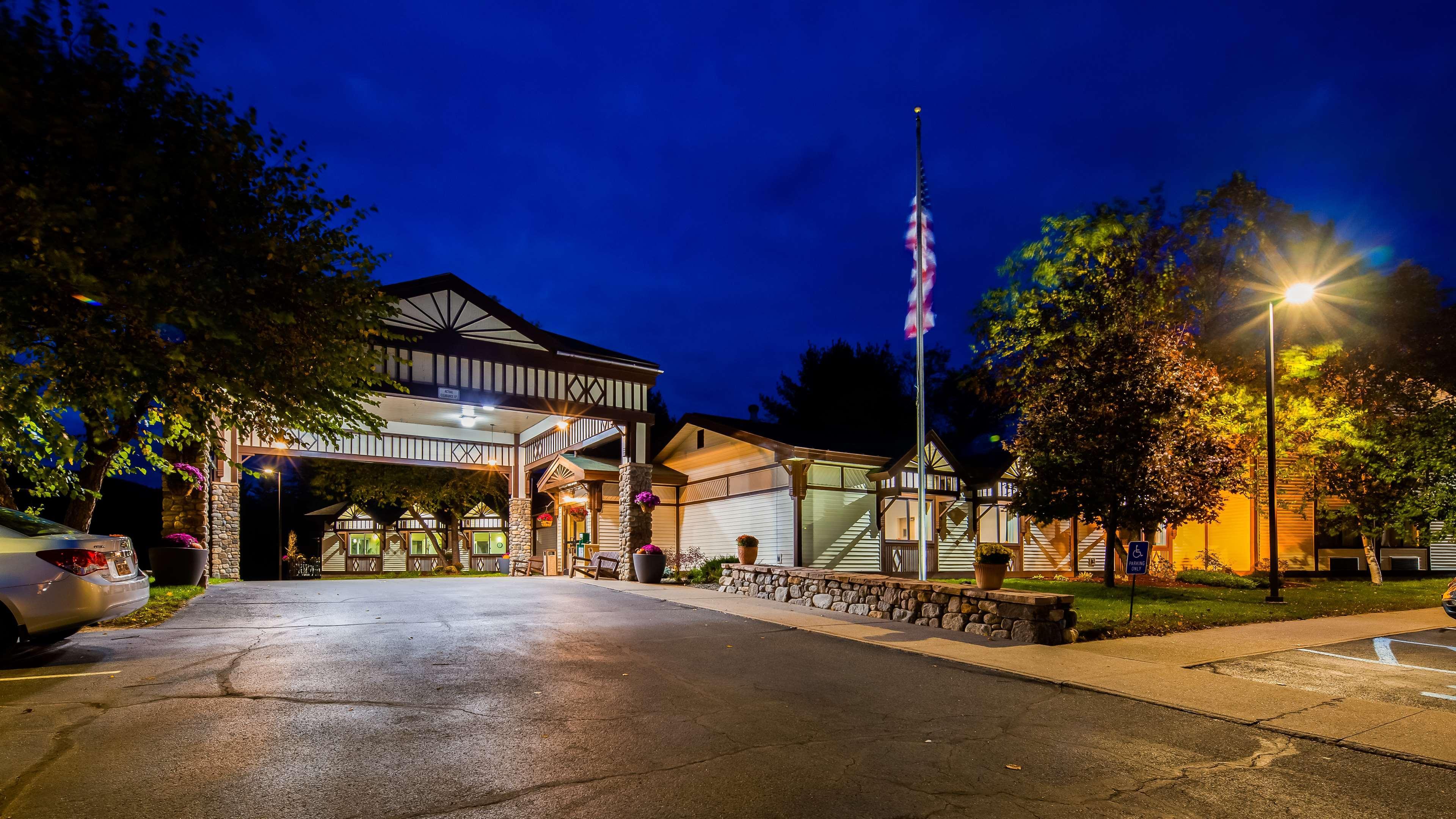 Best Western Saranac Lake Hotel Luaran gambar